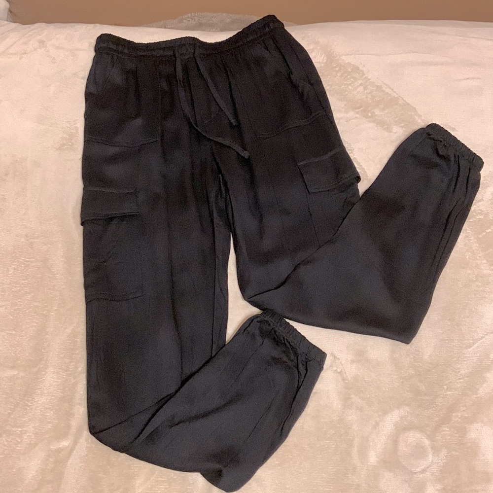 Size M Black Joggers